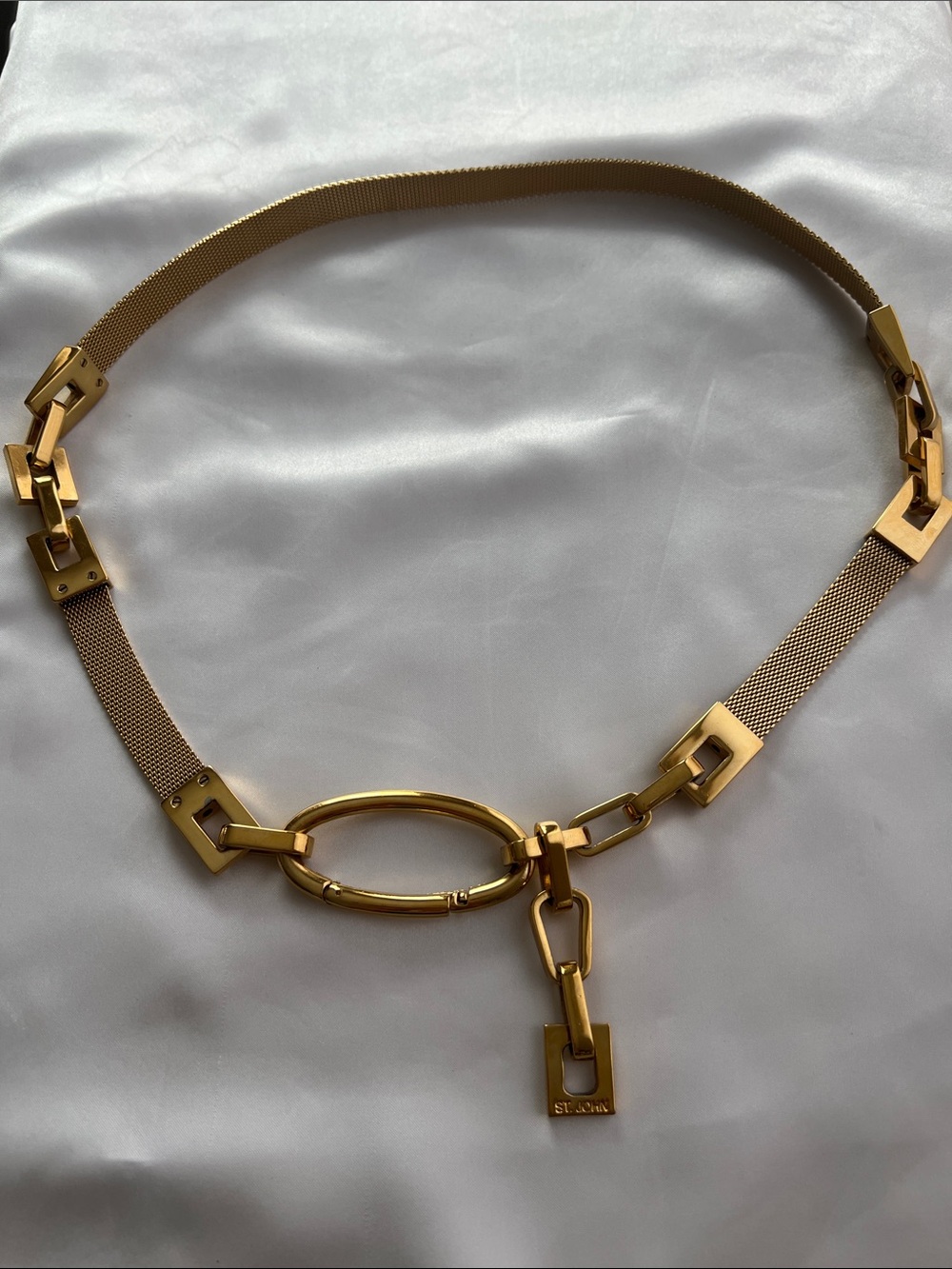 St. John Vintage Gold-Tone Mesh Belt with Oval Center Link Adjustable 28-29 inch